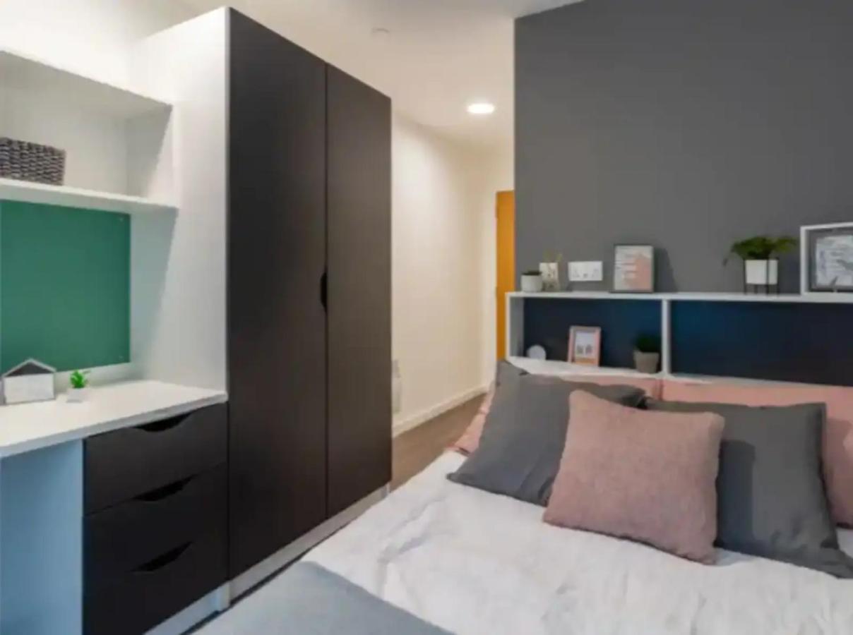 Modern Rooms In Wembley, Sk 런던 외부 사진