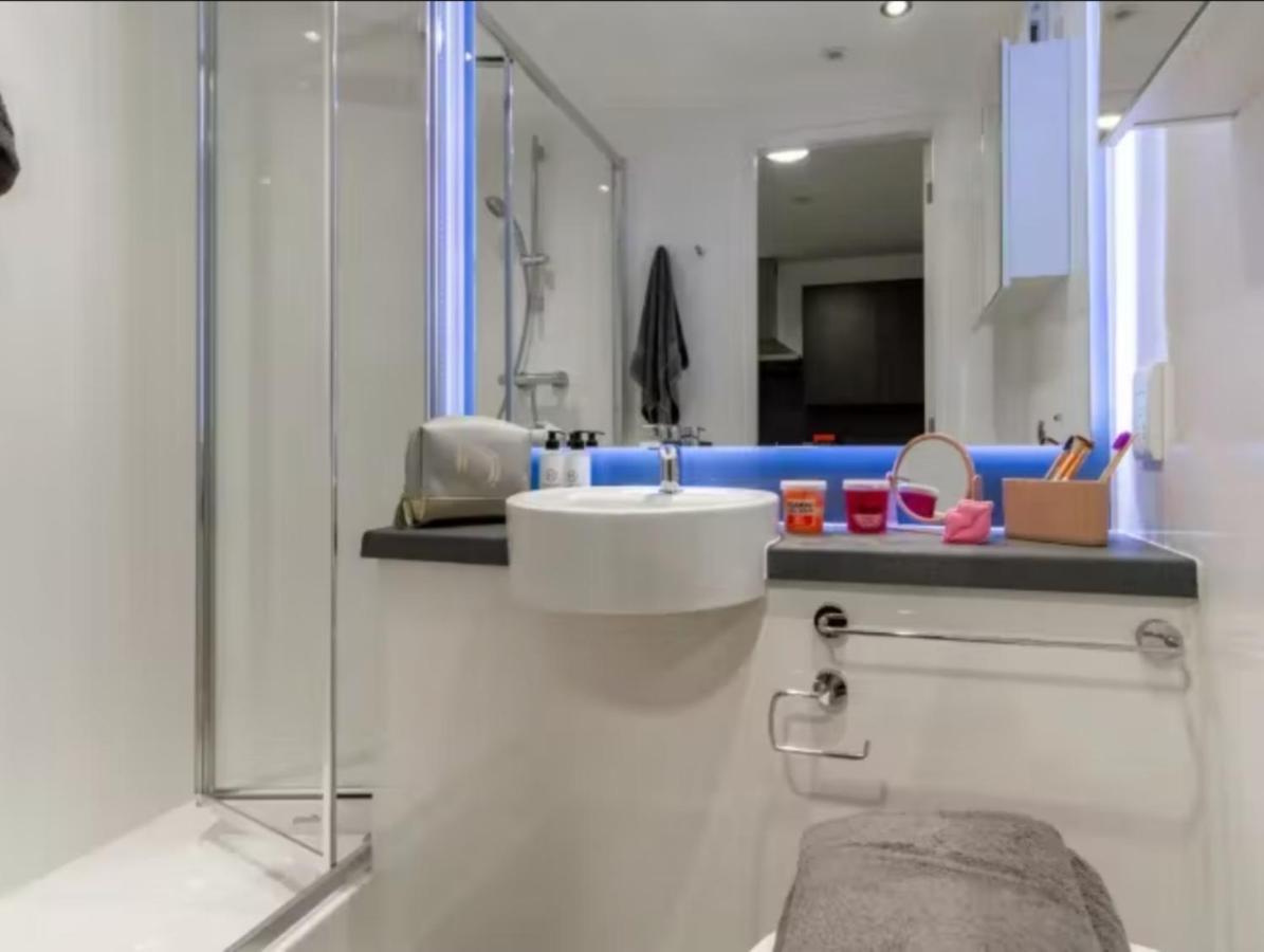Modern Rooms In Wembley, Sk 런던 외부 사진